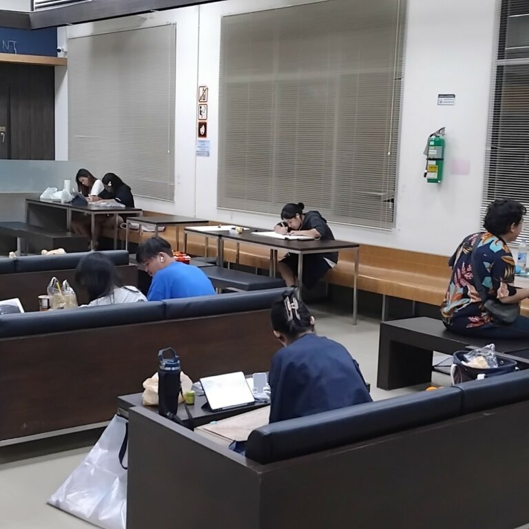 LINE_ALBUM_บรรยากาศเปิดบริการ 24 ชั่วโมง_250424_5