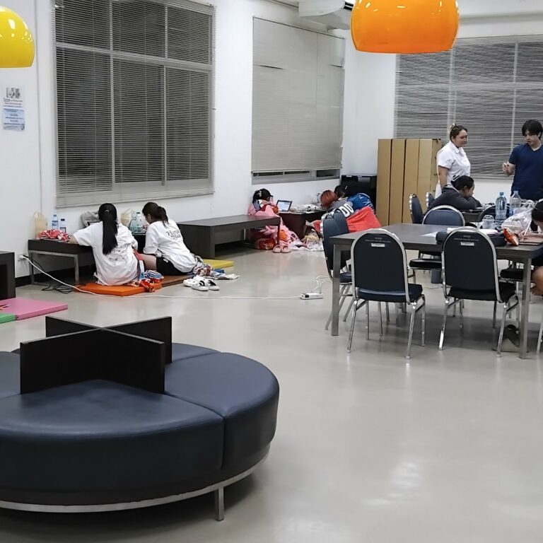LINE_ALBUM_บรรยากาศเปิดบริการ 24 ชั่วโมง_250424_9